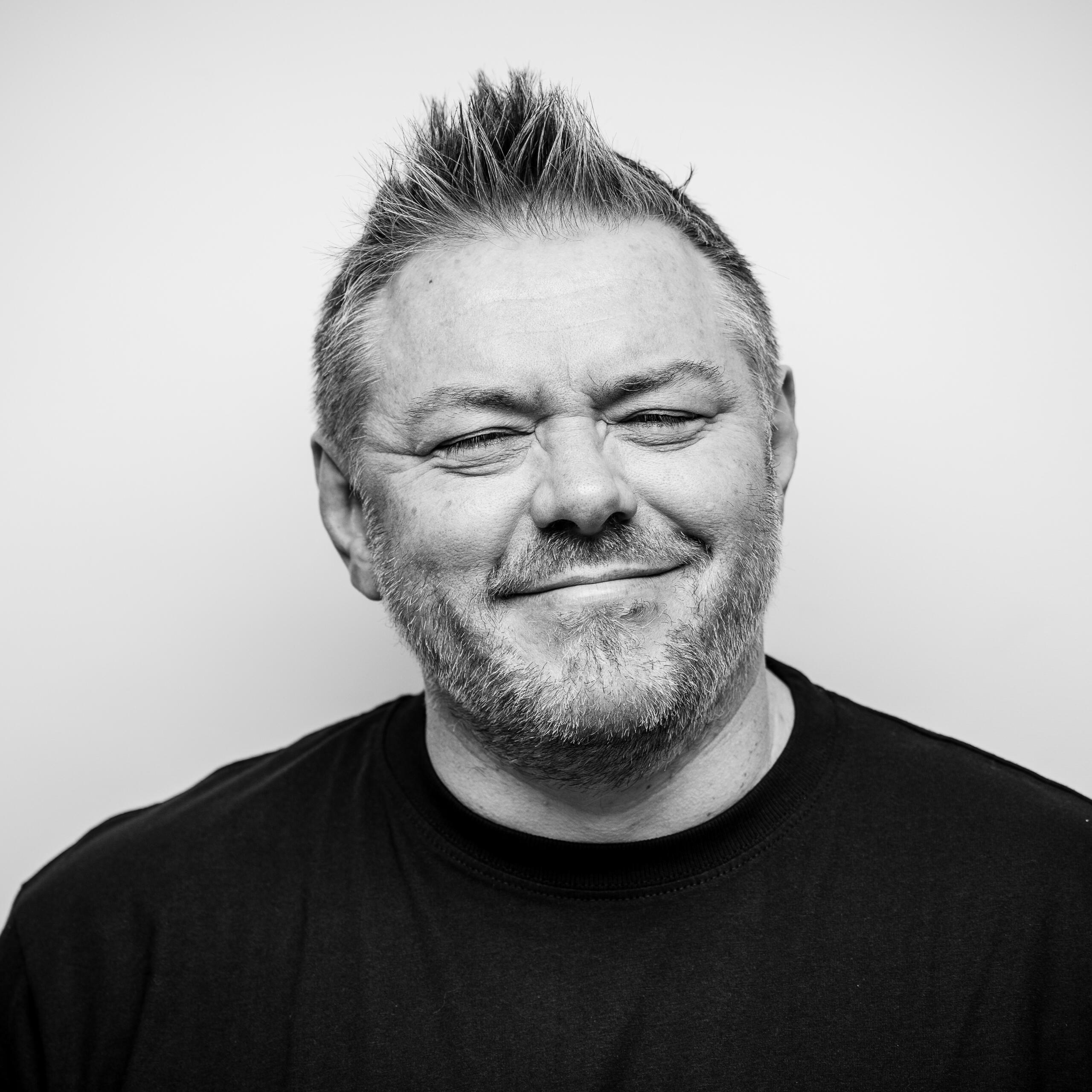 Ed Henderson (Human) Headshot of Websworth founder and owner, human Ed Henderson